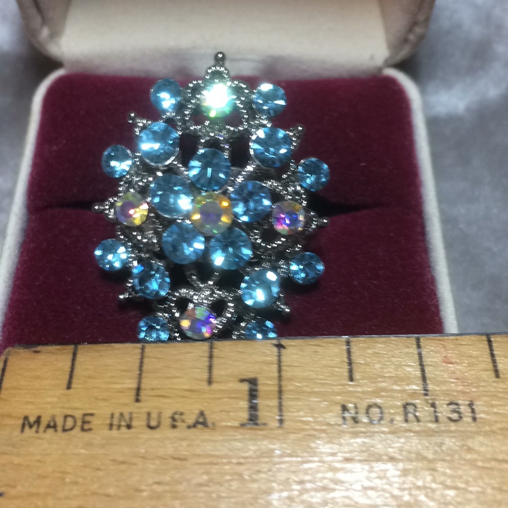 Blue Rhinestone Ring - Picture 2 of 3